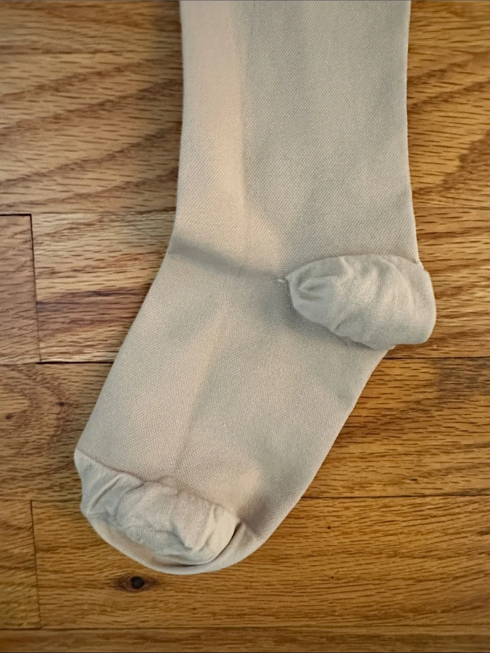 🌺 Truform Beige Compression Unisex Socks Lightweight Support Sz M